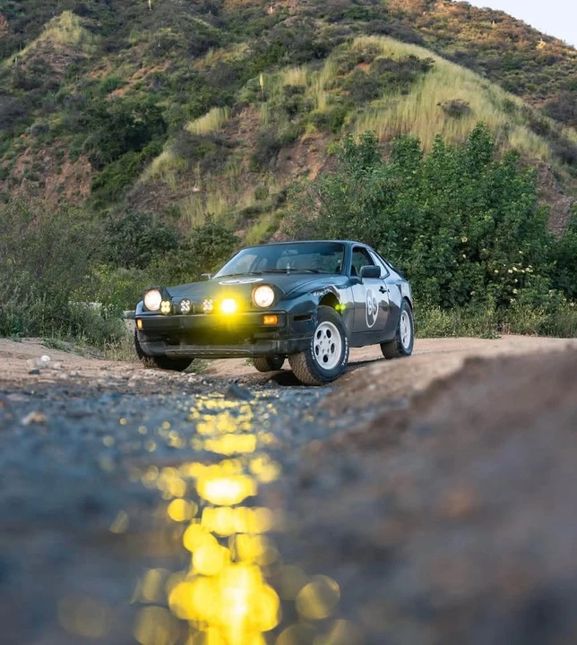 1987 Porsche 944 - Image 4 of 7