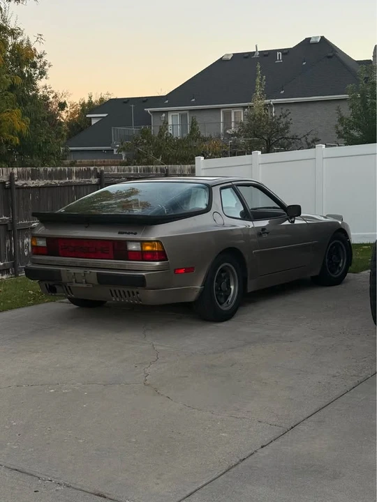 1987 Porsche 944 - Image 17 of 17
