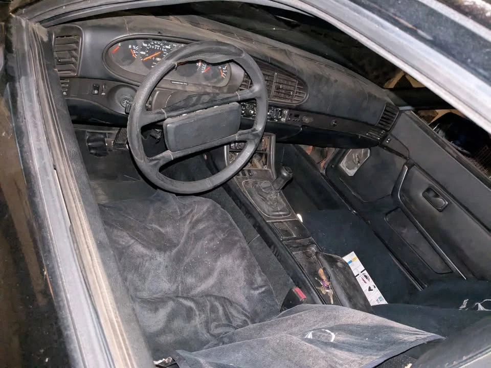 1987 Porsche 944 - Image 5 of 8
