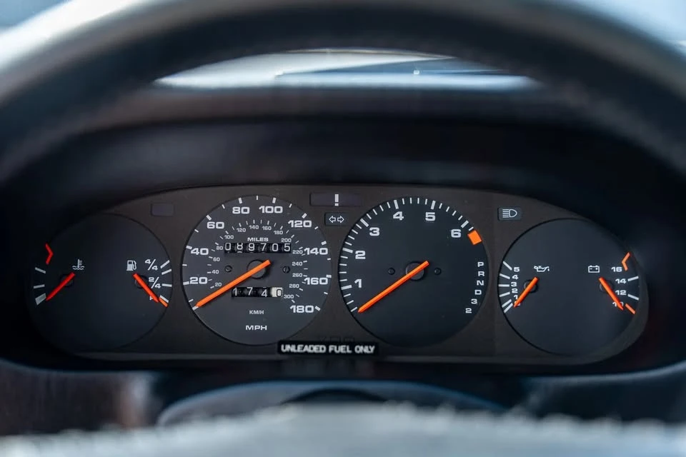 1987 Porsche 928 - Image 14 of 15