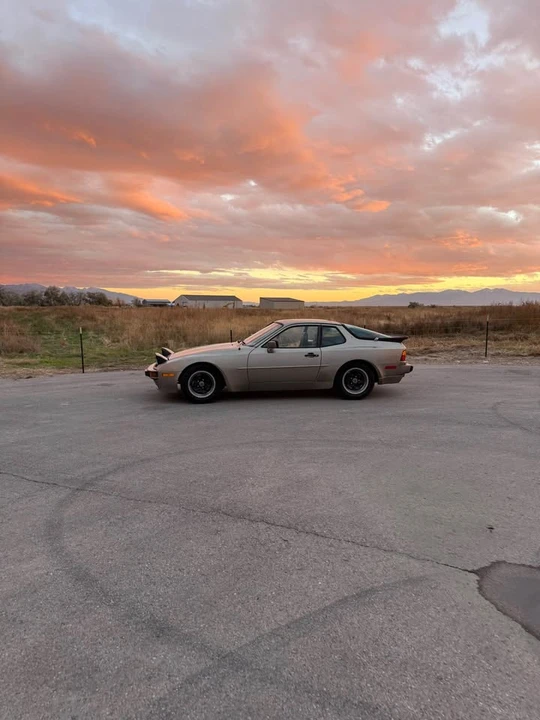 1987 Porsche 944 - Image 15 of 17