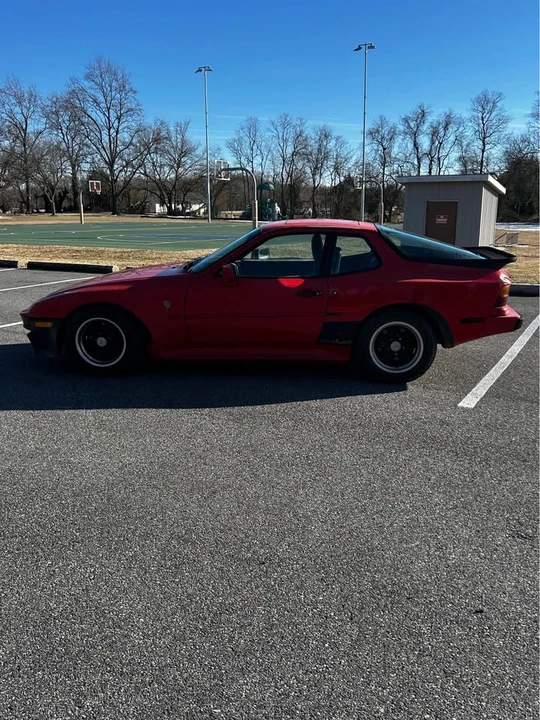 1987 Porsche 944 - Image 5 of 10