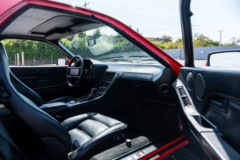 1987 Porsche 928 - Image 10 of 15