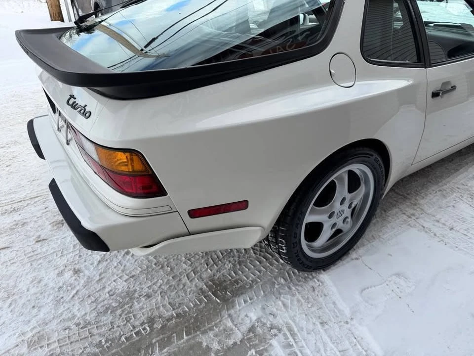 1987 Porsche 944 - Image 15 of 20