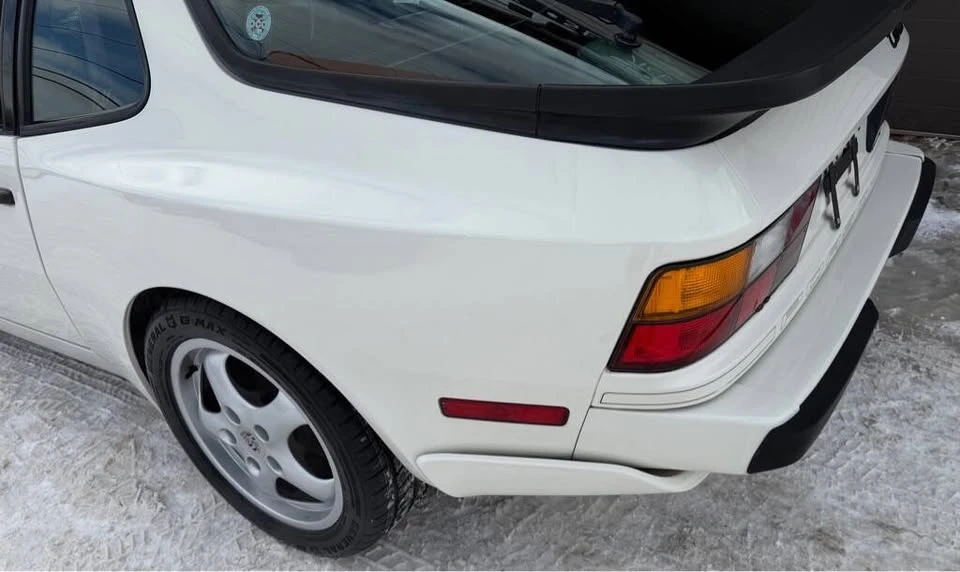 1987 Porsche 944 - Image 13 of 20