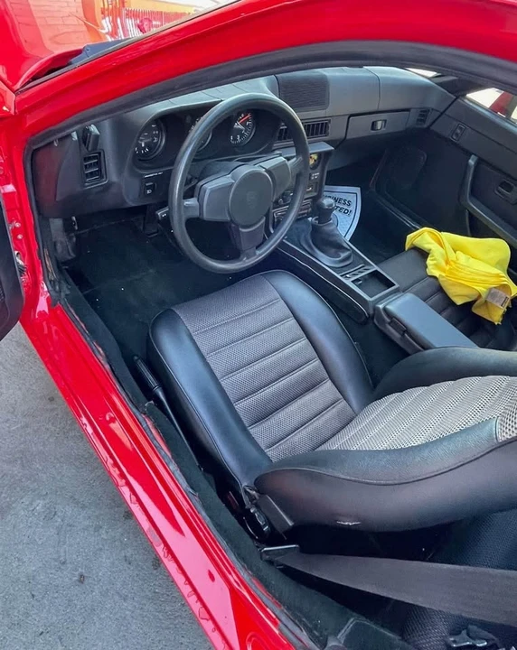 1987 Porsche 924 S - Image 6 of 6
