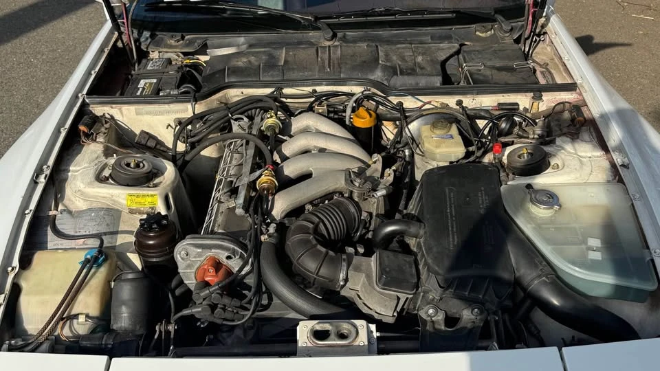 1987 Porsche 944 S - Image 16 of 17