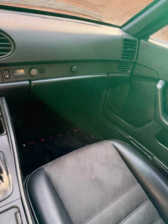 1987 Porsche 944 - Image 12 of 14