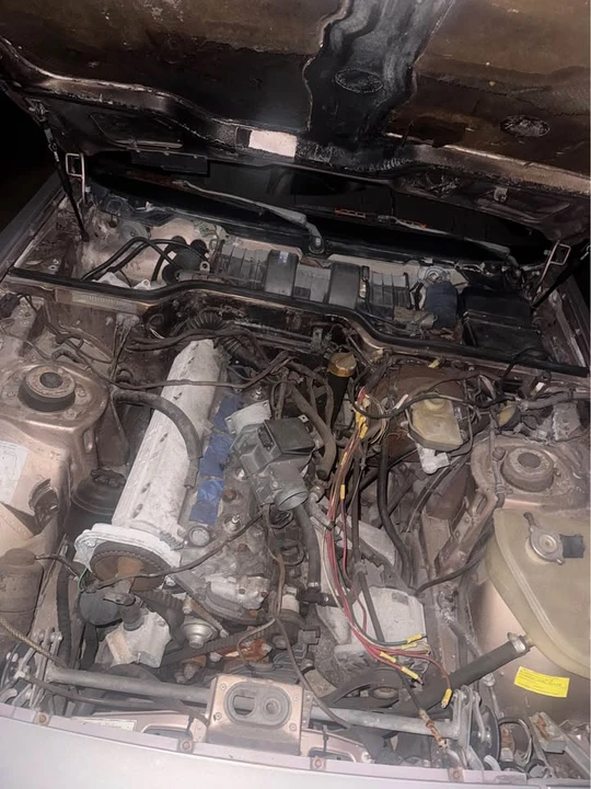 1987 Porsche 944 - Image 6 of 7