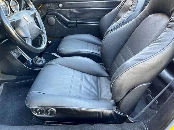 1987 Porsche 911 Carrera 3.2 - Image 18 of 31