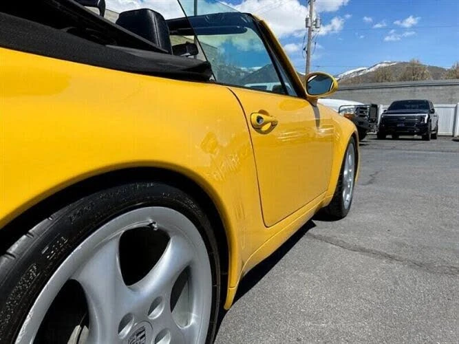 1987 Porsche 911 Carrera 3.2 - Image 24 of 31