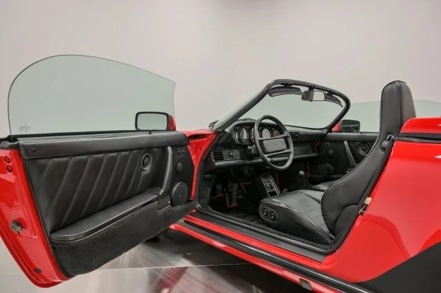 1987 Porsche 911 Carrera 3.2 - Image 27 of 31