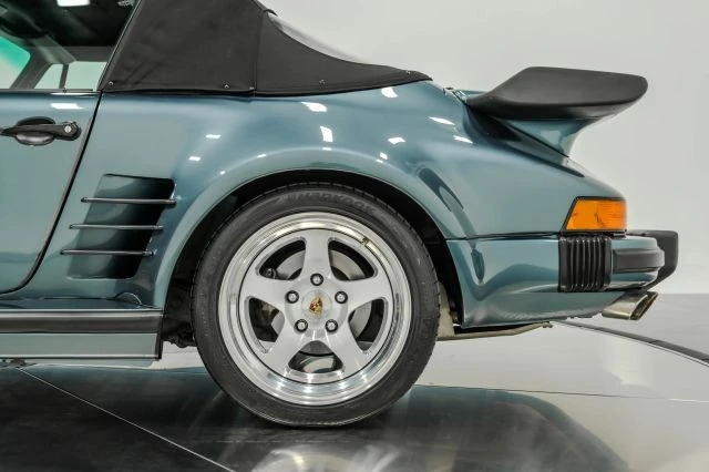 1987 Porsche 911 Carrera 3.2 - Image 25 of 31