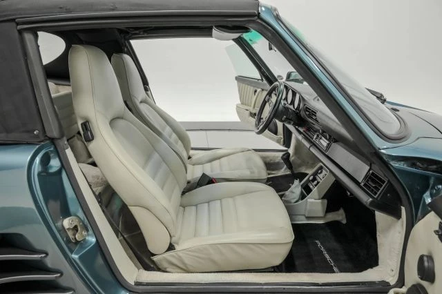 1987 Porsche 911 Carrera 3.2 - Image 29 of 31