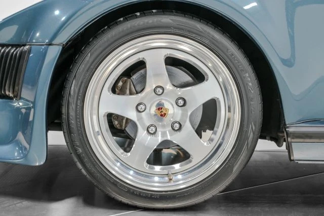 1987 Porsche 911 Carrera 3.2 - Image 18 of 31