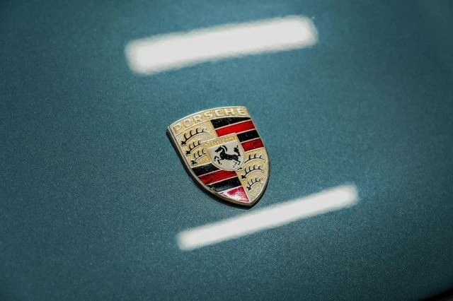 1987 Porsche 911 Carrera 3.2 - Image 18 of 31