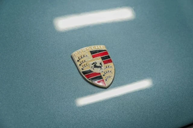 1987 Porsche 911 Carrera 3.2 - Image 12 of 31