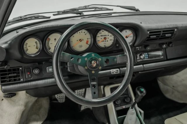 1987 Porsche 911 Carrera 3.2 - Image 23 of 31