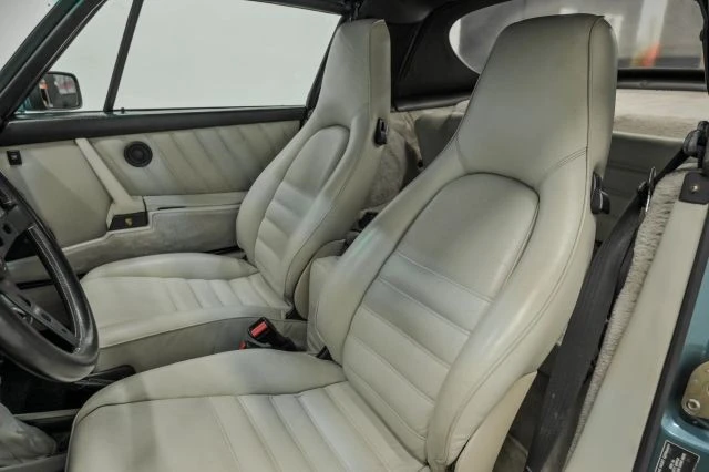 1987 Porsche 911 Carrera 3.2 - Image 26 of 31