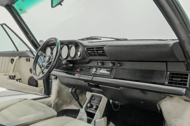 1987 Porsche 911 Carrera 3.2 - Image 28 of 31
