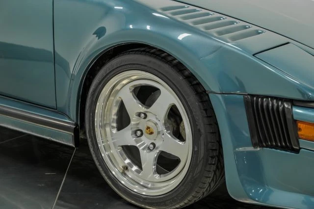 1987 Porsche 911 Carrera 3.2 - Image 17 of 31
