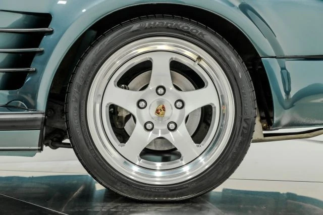 1987 Porsche 911 Carrera 3.2 - Image 24 of 31