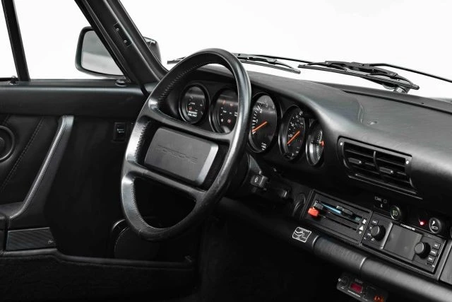 1987 Porsche 911 Carrera 3.2 - Image 14 of 31