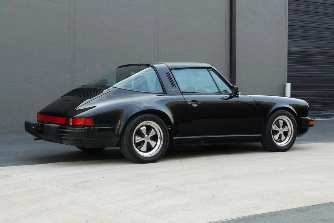 1987 Porsche 911 Carrera 3.2 - Image 8 of 31