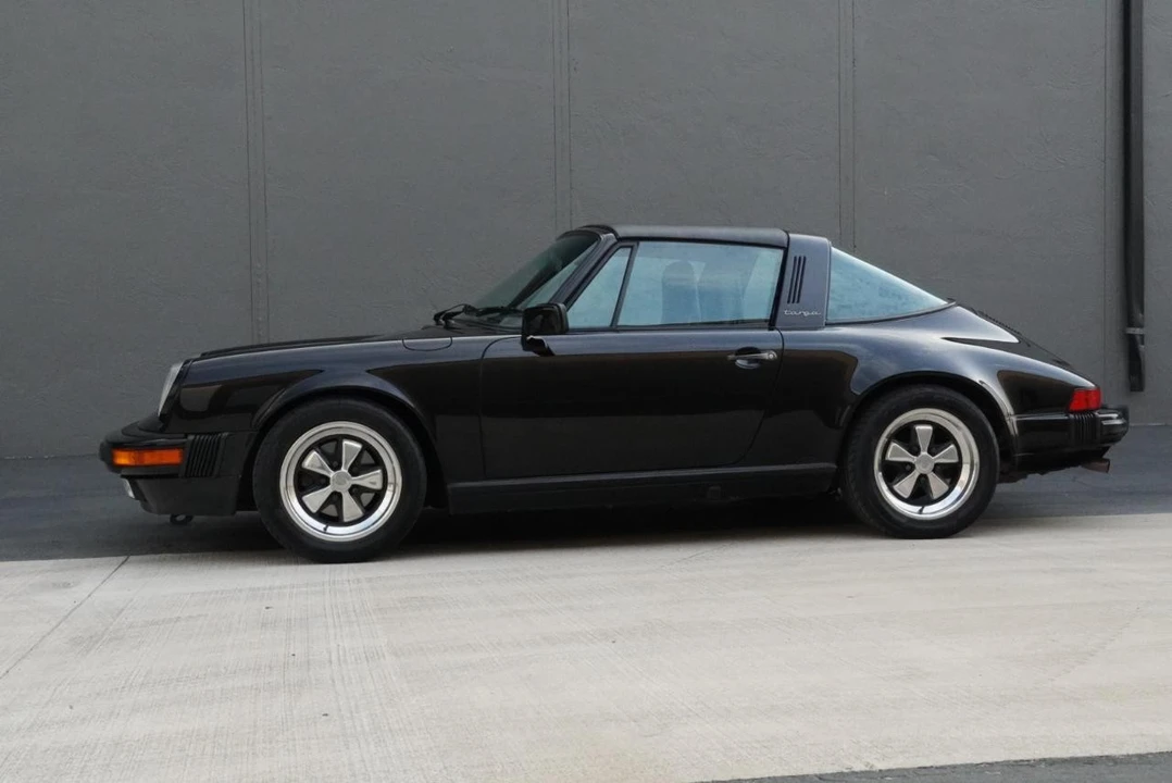 1987 Porsche 911 Carrera 3.2 - Image 13 of 31