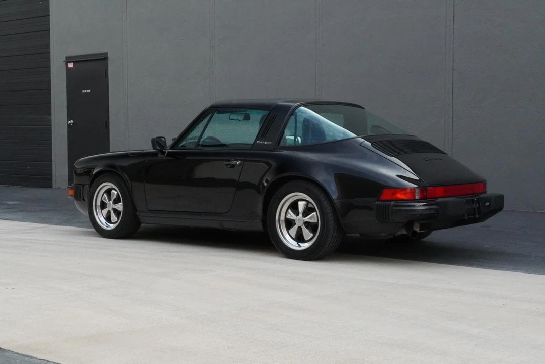1987 Porsche 911 Carrera 3.2 - Image 15 of 31