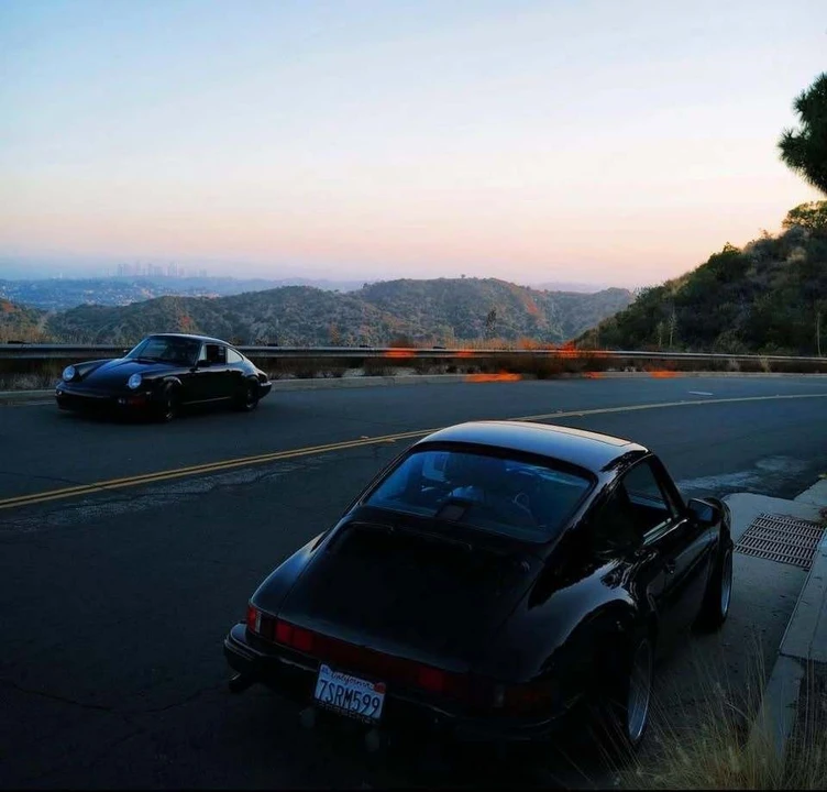 1987 Porsche 911 Carrera 3.2 - Image 15 of 18