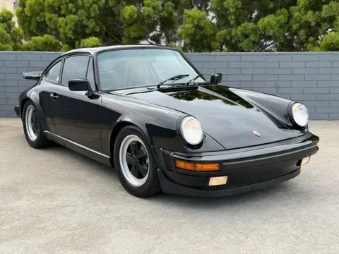 1987 Porsche 911 Carrera Coupe