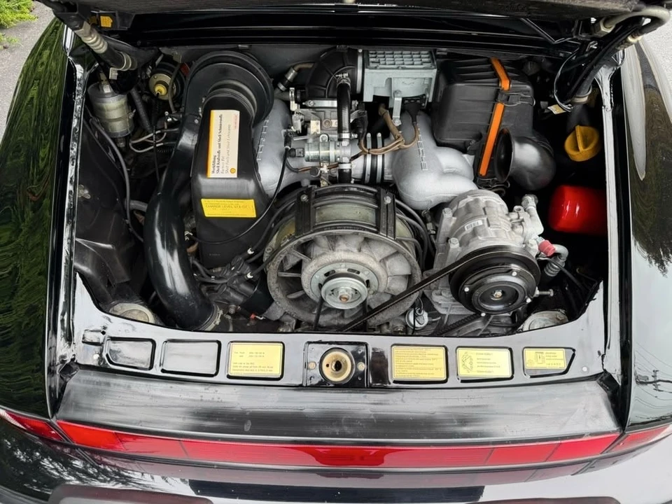 1987 Porsche 911 Carrera 3.2 - Image 17 of 24