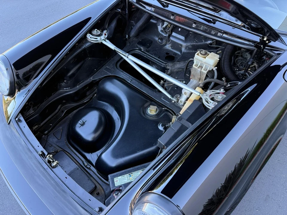1987 Porsche 911 Carrera 3.2 - Image 16 of 21