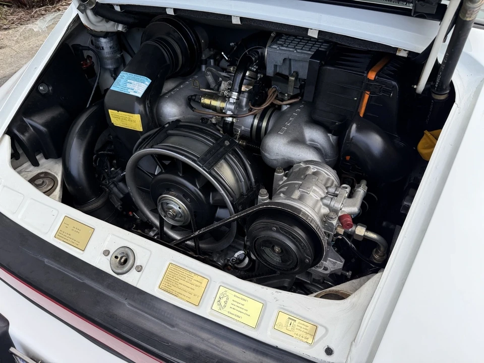 1987 Porsche 911 Carrera 3.2 - Image 16 of 19