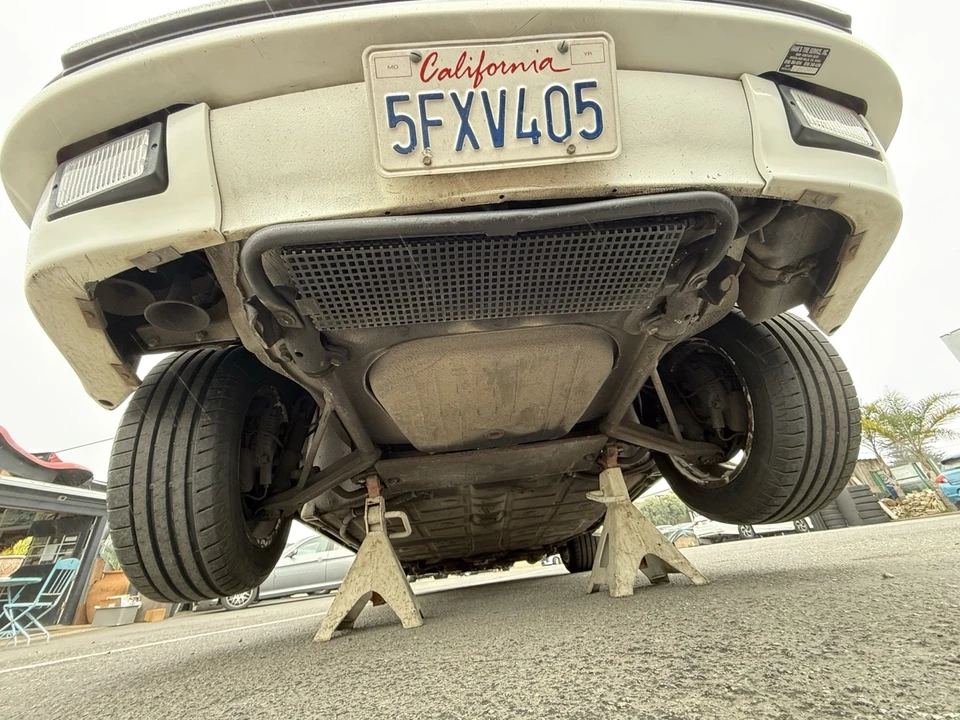 1987 Porsche 911 Carrera 3.2 - Image 10 of 19