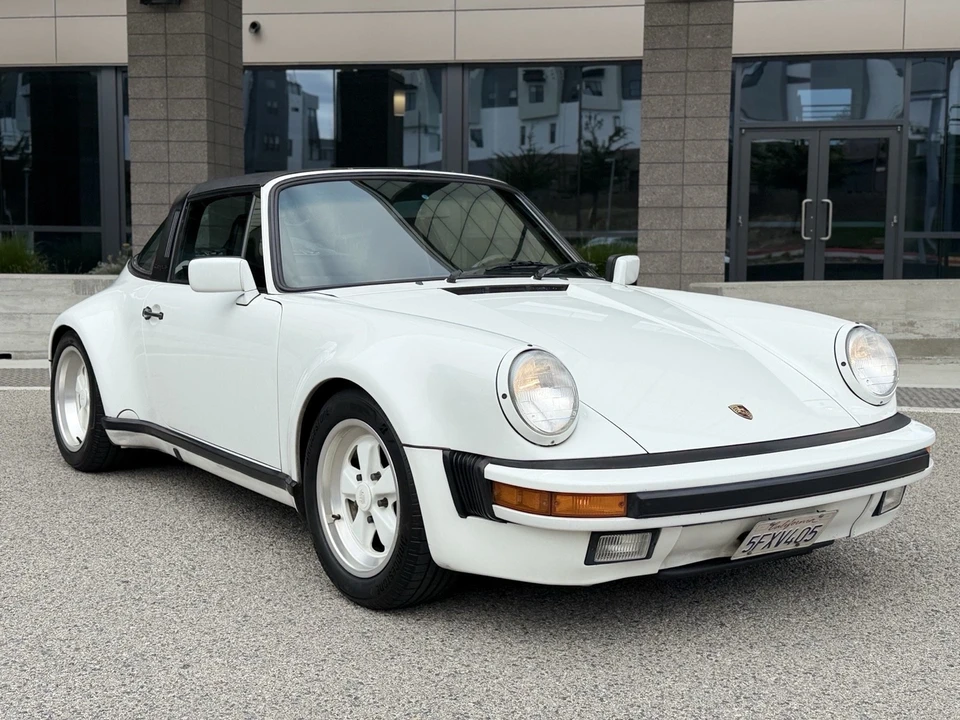 1987 Porsche 911 Carrera 3.2 - Image 2 of 19