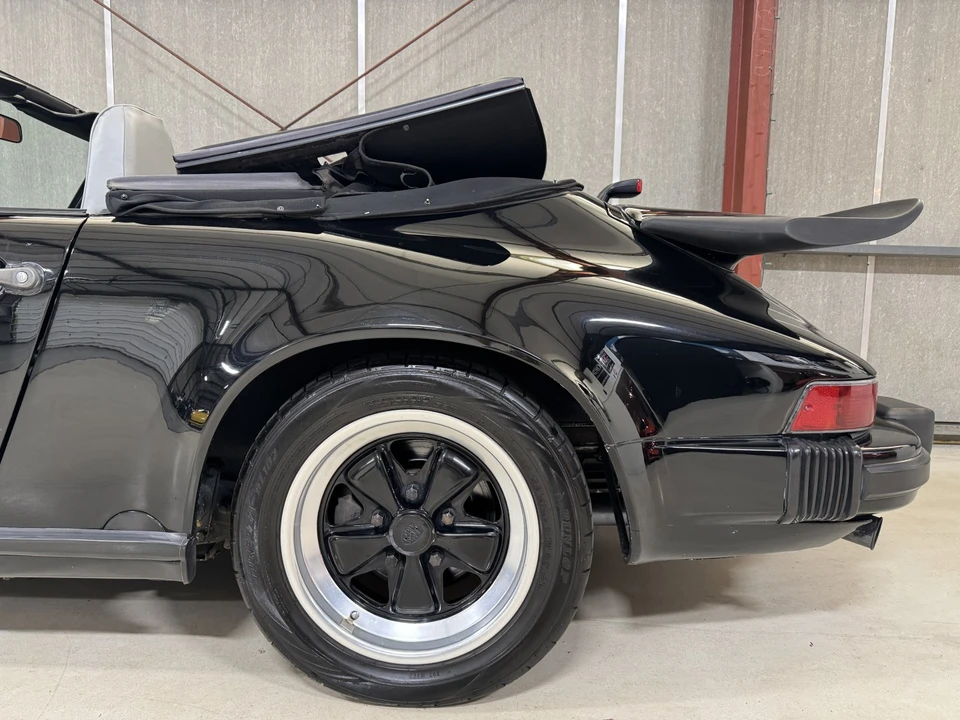 1987 Porsche 911 Carrera 3.2 - Image 12 of 31