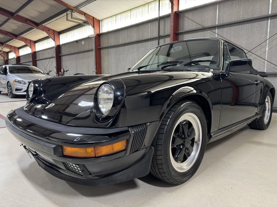 1987 Porsche 911 Carrera 3.2 - Image 24 of 31