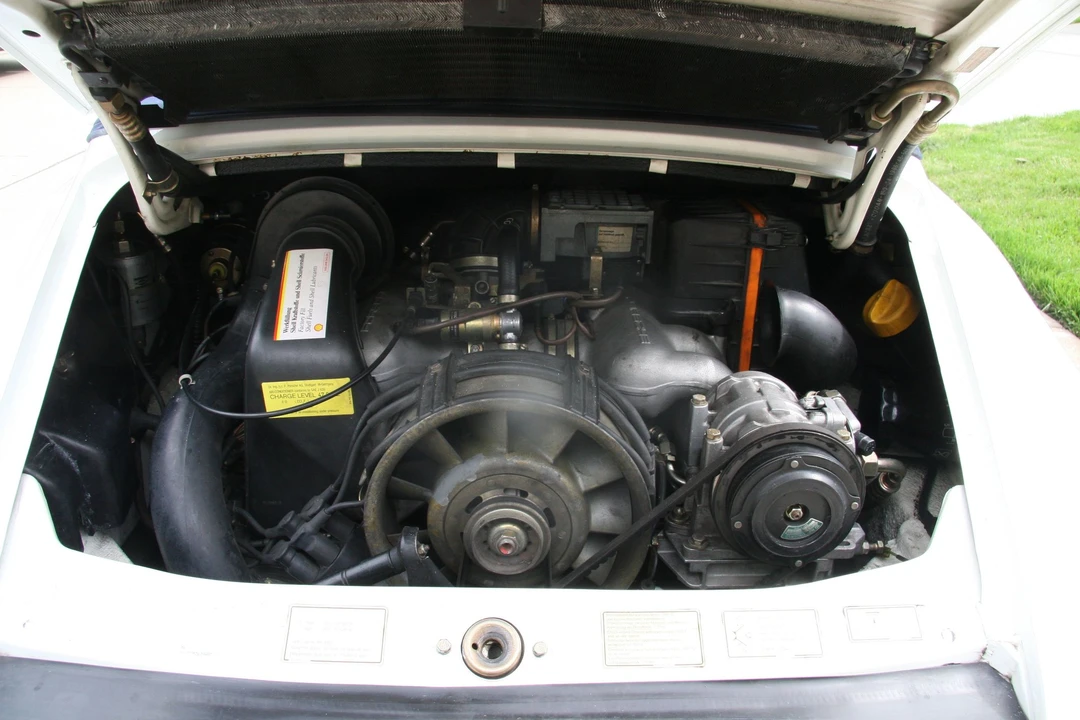 1987 Porsche 911 Carrera 3.2 - Image 6 of 6