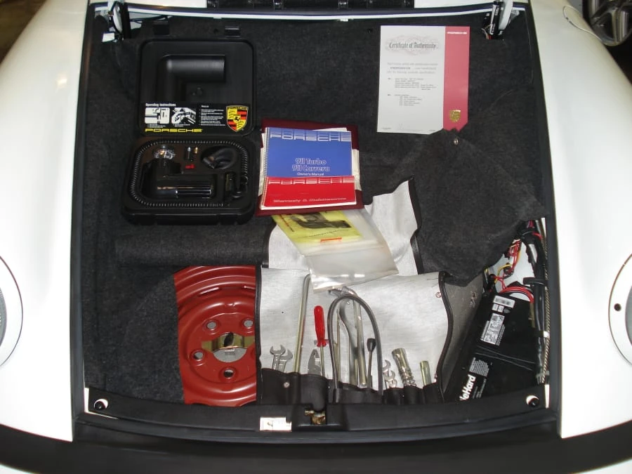 1987 Porsche 911 Carrera 3.2 - Image 6 of 8
