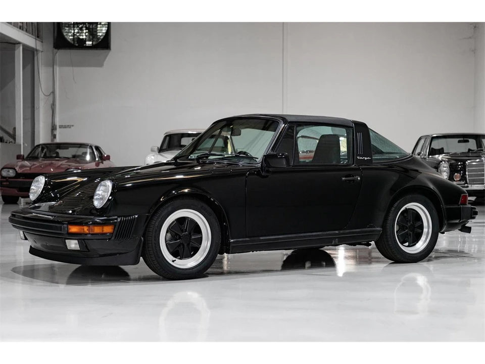 1987 Porsche 911 Carrera 3.2 - Image 2 of 31