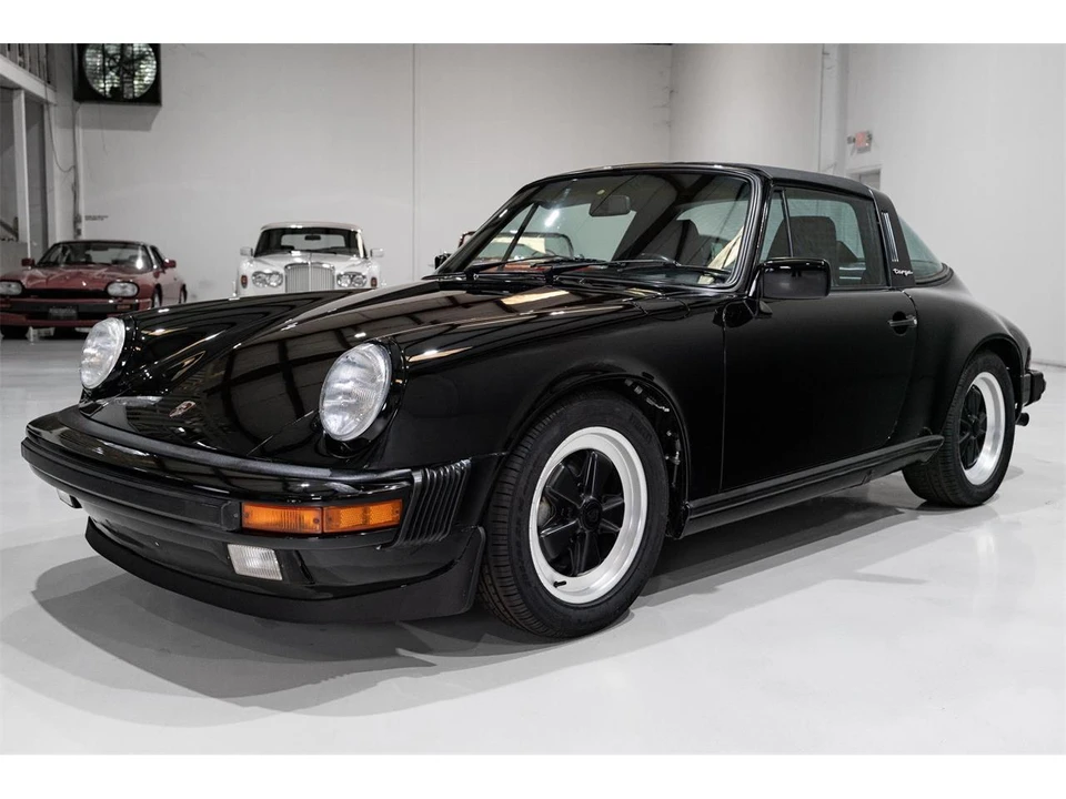 1987 Porsche 911 Carrera 3.2 - Image 4 of 31