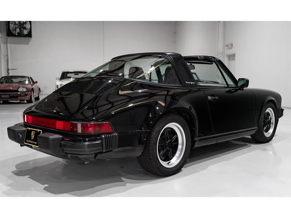 1987 Porsche 911 Carrera 3.2 - Image 8 of 31