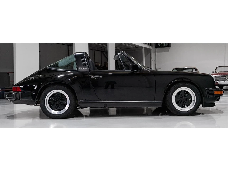 1987 Porsche 911 Carrera 3.2 - Image 16 of 31