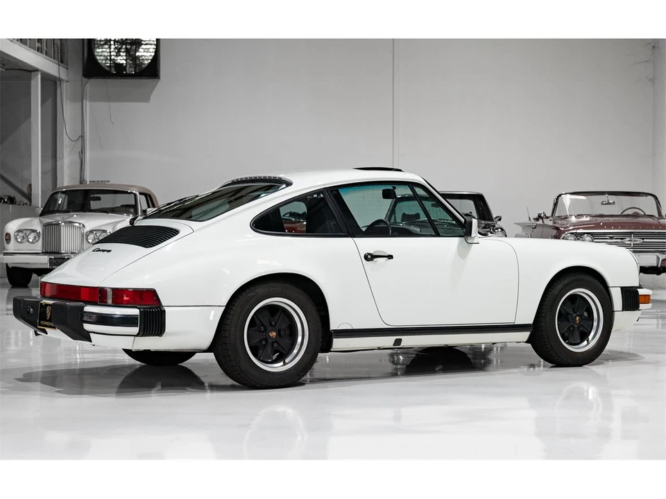 1987 Porsche 911 Carrera 3.2 - Image 5 of 31