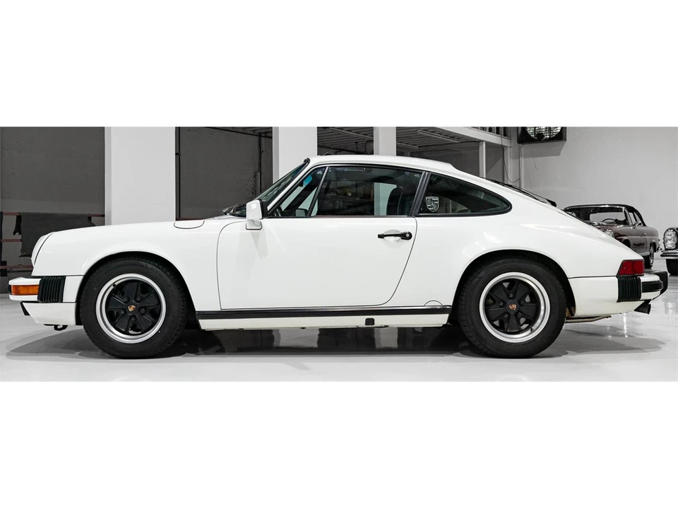 1987 Porsche 911 Carrera 3.2 - Image 9 of 31