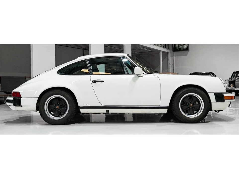 1987 Porsche 911 Carrera 3.2 - Image 14 of 31