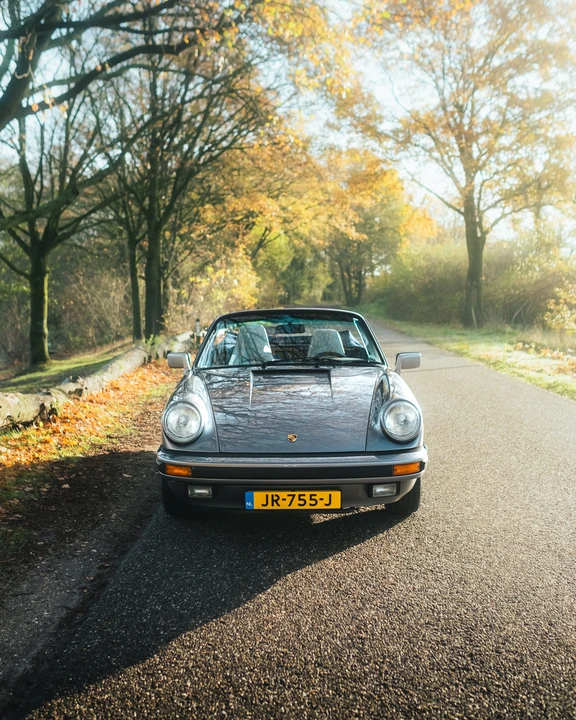 1987 Porsche 911 Carrera 3.2 - Image 25 of 31