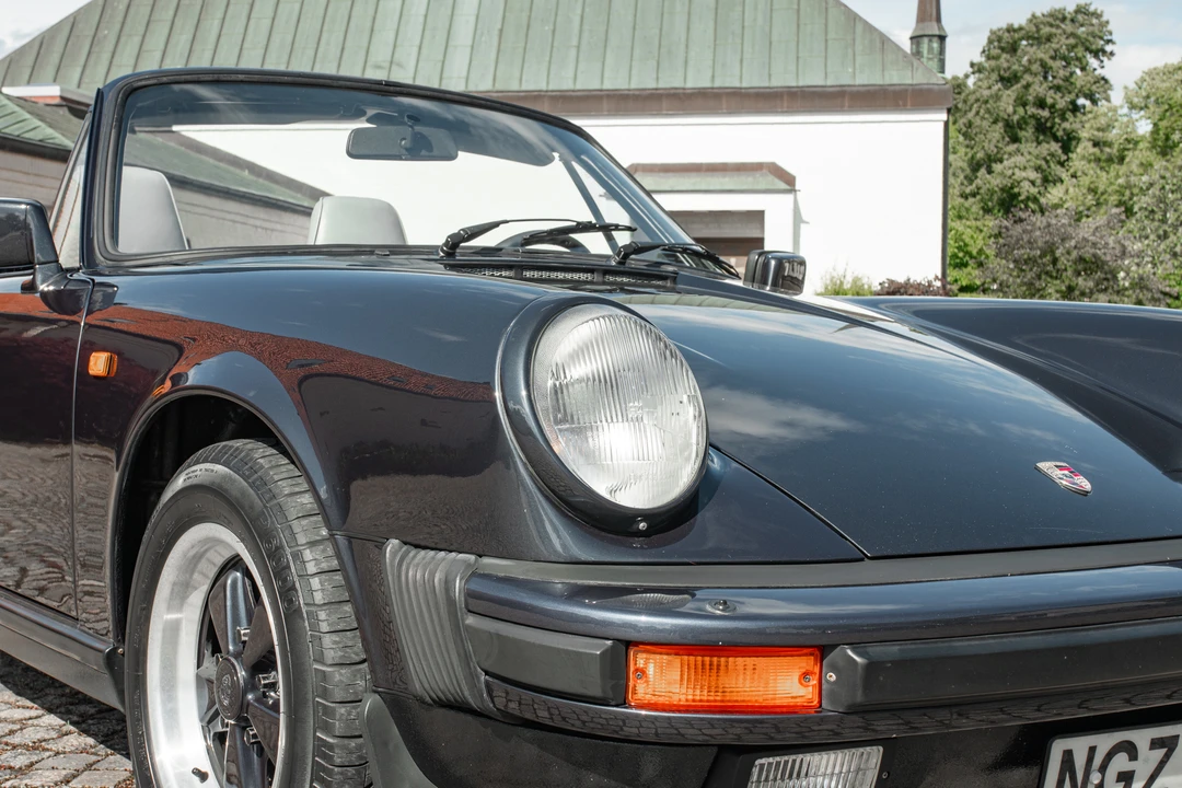 1987 Porsche 911 Carrera 3.2 - Image 16 of 31